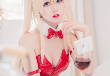 《深度测评：麻豆app官网版新版功能亮点与用户体验深度解析》