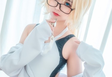 黑料吃瓜网即时速递：记录下明星私会中低语中的每个微妙暗示，撩动全网神经