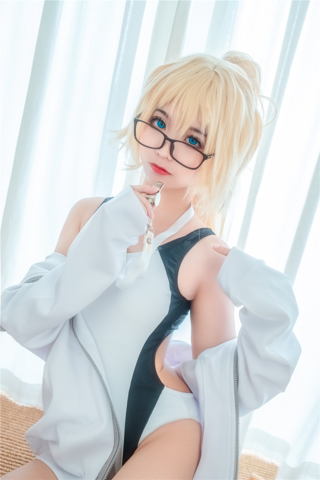 黑料吃瓜网即时速递：记录下明星私会中低语中的每个微妙暗示，撩动全网神经